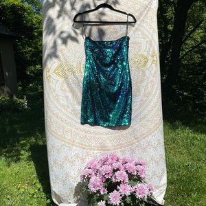 Strapless Mermaid Mini Dress